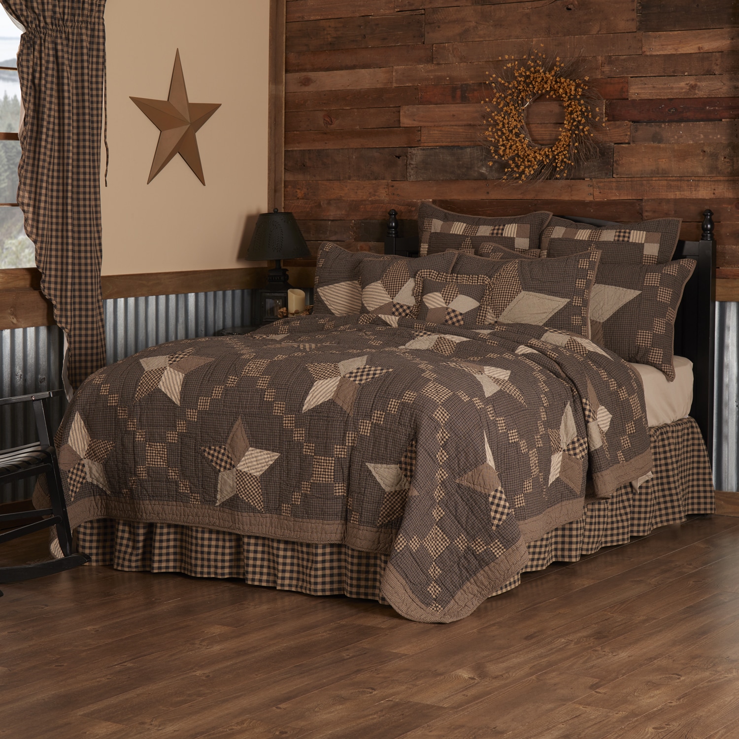 Farmhouse Star Quilted Bedding - Image 2