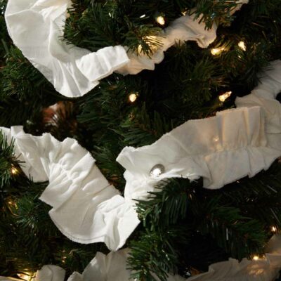 White Christmas Garland - 9'