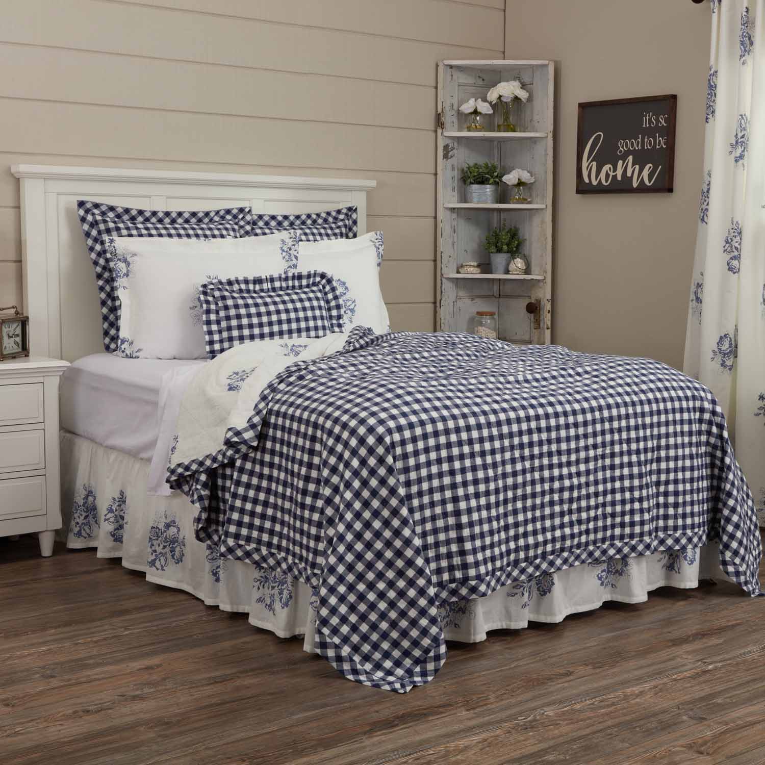 Lydia Blue Quilt - Queen - Image 2