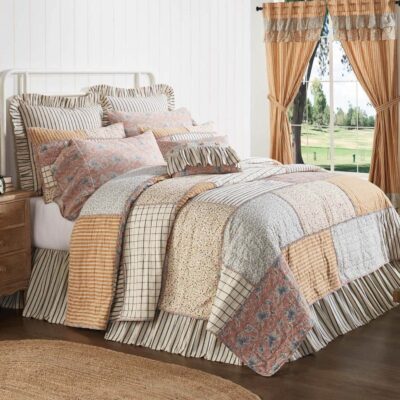 kaila quilt farmhouse bed cover
