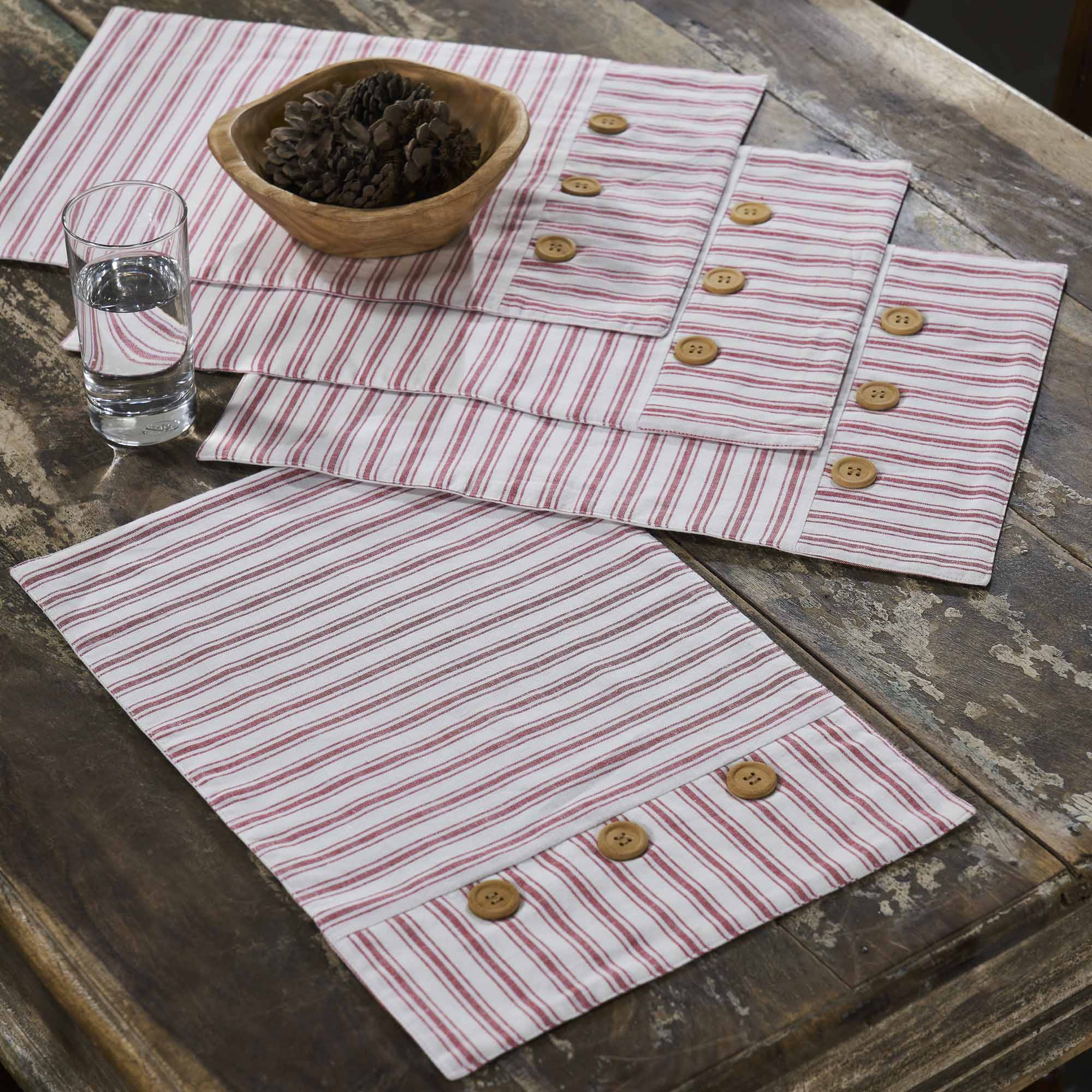 Timeless Ticking Red Placemat, Set/4