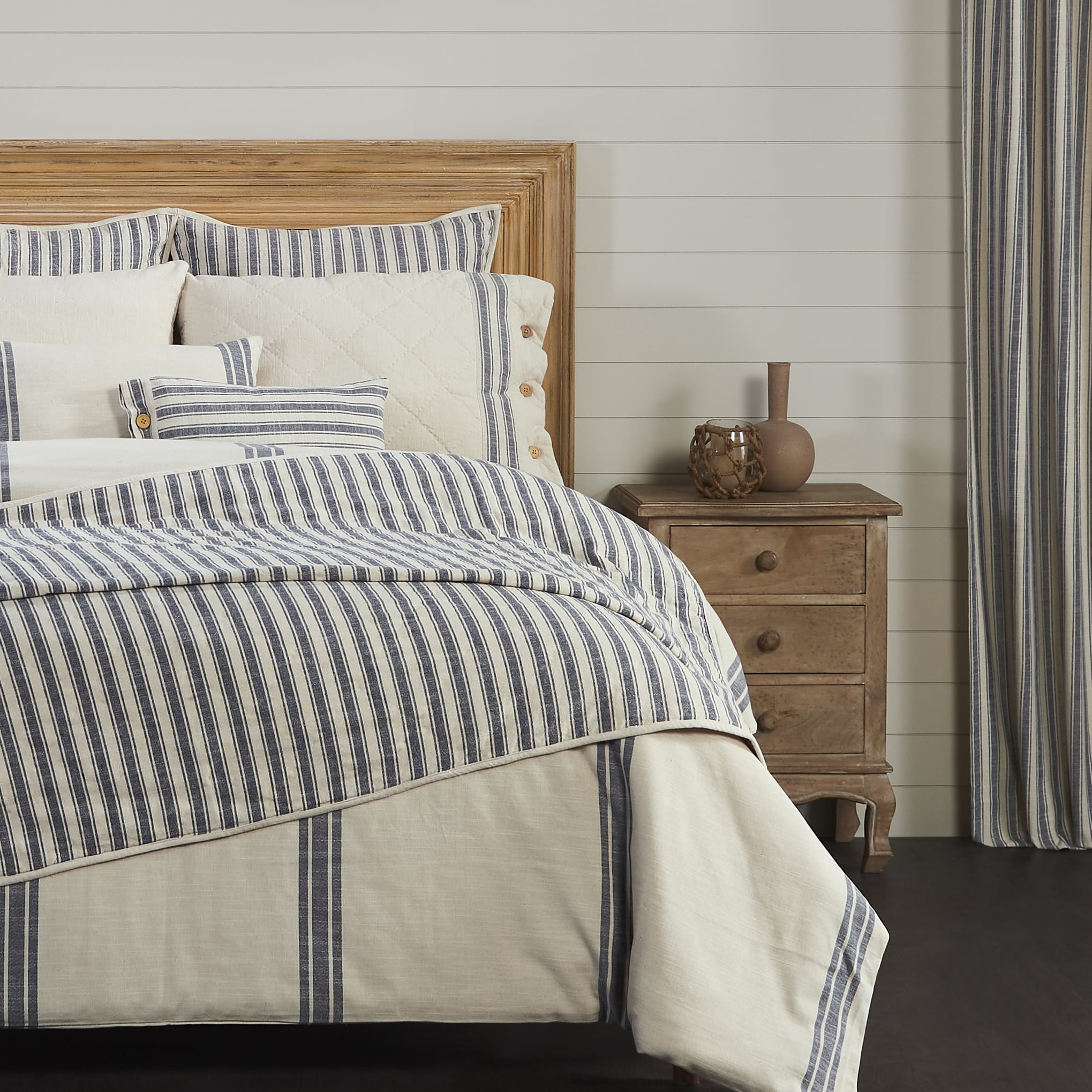 Market Place Blue Ticking Stripe Quilts - Image 2