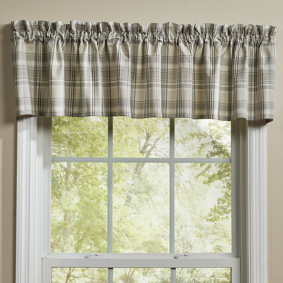 Cliffside Plaid Valance - Image 3