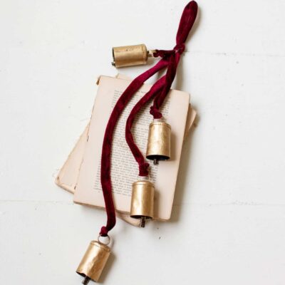 Yuletide Chimes, Bells On Velvet Rope