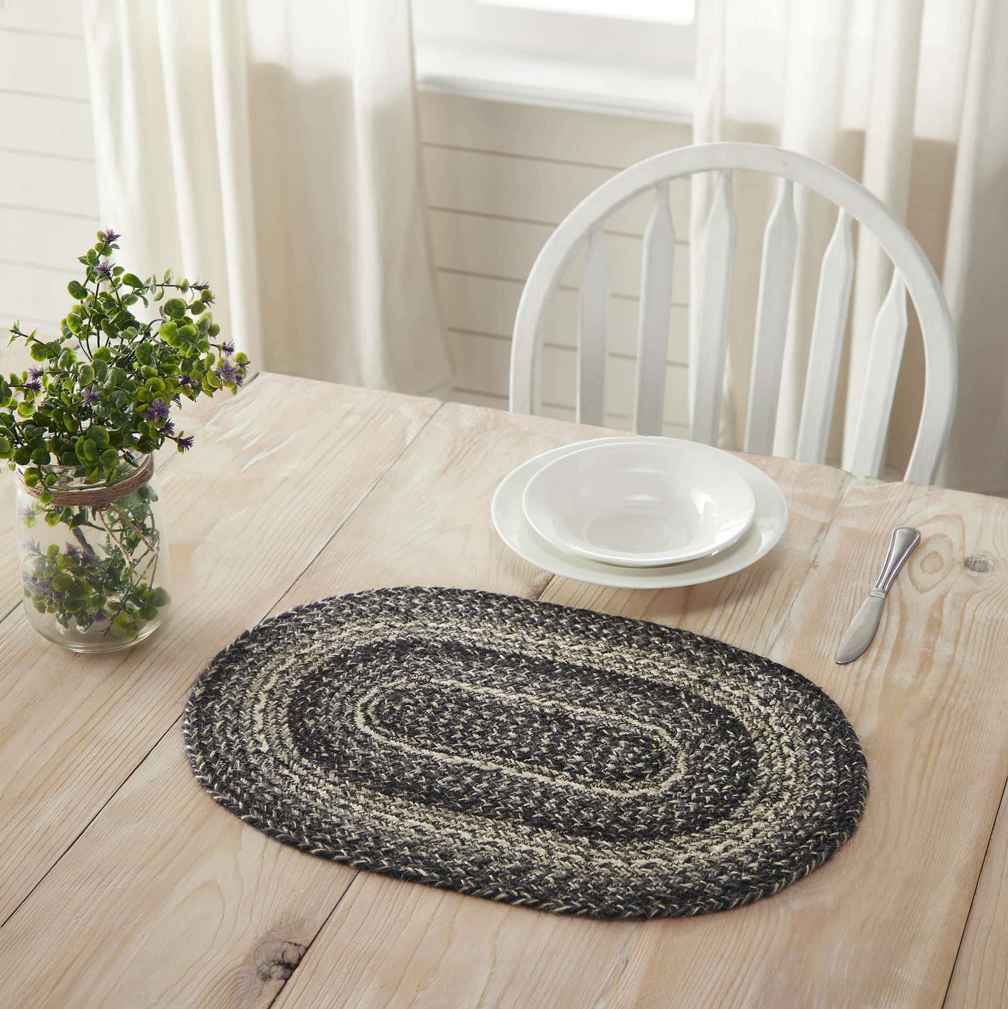 Sawyer Mill Black White Jute Placemat